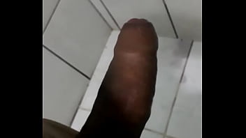 Preview 1 of Indian Housewives Wofe - Hora do banho