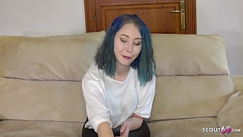 Preview 1 of Statin Panties - Deutsche Teen Nachbarin kommt mit Auflegevibrator zum Orgasmus