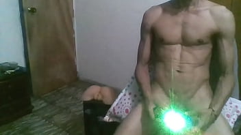 Preview 3 of Indinbp - hombre extraa&ntilde_o desnudo