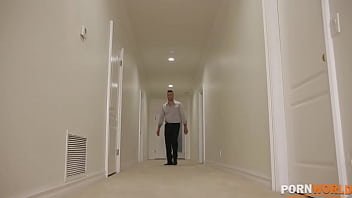 Preview 1 of Carolyn Reese Dp - Hardcore Impomptu Threesome With the Landlords GP1637