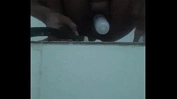 Preview 4 of Indian Heroin Sex Vedios - Water filled with water pipe in my ass