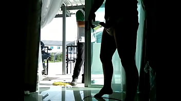 Preview 2 of Gynas - delivery man caught me jerking 外送員