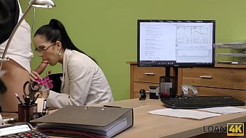 Preview 2 of Squirt Post - LOAN4K. Une brune aux seins tatou&eacute_s devient une pute au bureau de pr&ecirc_t