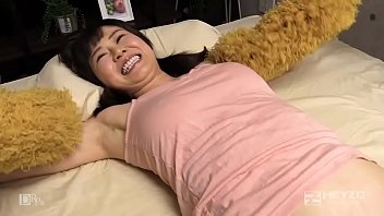 Preview 2 of Vidoes Hindi - 敏感熟女にエッチなくすぐり特訓 - 西岡奈央 1