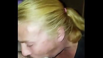 Preview 1 of Xnxx Vk18 Com - Wife swallows 14 loads down her throat compilation
