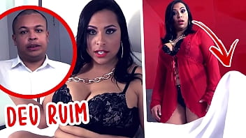 Preview 4 of Tango Live Video Cam Girl - Corno trabalhando enquanto sua esposa da dando pro ricard&atilde_o