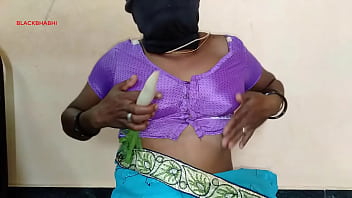 Preview 1 of Mofos Mom Porn - mom like White Radish