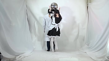 Preview 3 of Moms Teach Sex Vintage Famly - A girl with a metal mask on her head and can&#039_t see anything