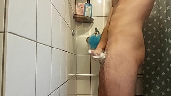 Preview 4 of Videos Sex Xxxl Old Mom - Jerk off with a lot of soap in the shower