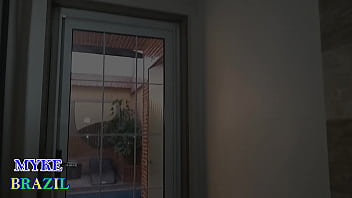 Preview 1 of Cumshot Prostate - Tioz&atilde_o Passa a Vara Grossa na Morena Novinha e Enche de Leite a Bundinha da Gata