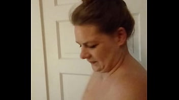 Preview 2 of Bottom Mom Me - Verification video