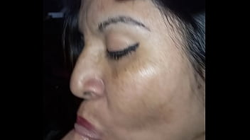 Preview 1 of Lesothos Vedios - Mamando pucha a mi esposa