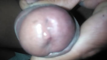 Preview 2 of Cum Swallowing Cheating Wife - Una paja en el ba&ntilde_o