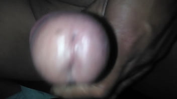 Preview 1 of Cum Swallowing Cheating Wife - Una paja en el ba&ntilde_o