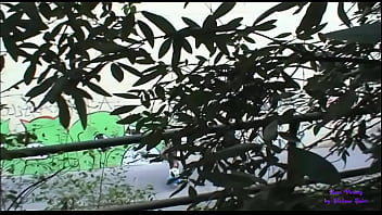 Preview 3 of Porno Video Infopage4 - Esibizionisti fanno sesso nel pub e per le vie della citt&agrave_