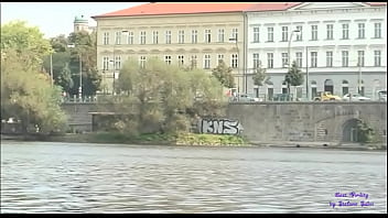 Preview 4 of Porno Video Infopage4 - Esibizionisti fanno sesso nel pub e per le vie della citt&agrave_
