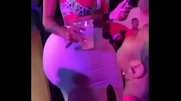 Preview 1 of Bathroom Girls Xxx Sexy Videos - Big African Booty