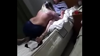 Preview 4 of Hairy Abuse Gang - Una Puta me hace un pete mientras mis amigos me graban.