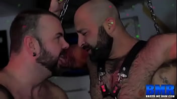 Preview 1 of Bww Pak - Chubby bear fuck hairy bottom