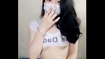 Preview 4 of Xxx Beka - Thu&yacute_ kiều show live
