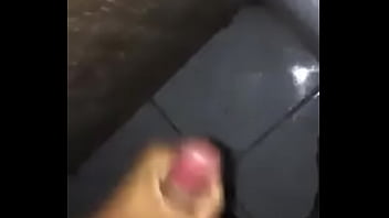 Preview 2 of Cece Kamara Xxx - Mandou video gozando pra o meu fake. Hetero novinho.