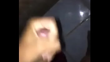 Preview 3 of Cece Kamara Xxx - Mandou video gozando pra o meu fake. Hetero novinho.
