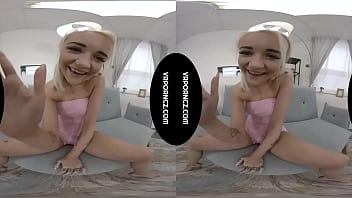 Preview 1 of Xxxx Sanileon - VR - Sugar me!