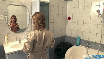 Preview 1 of Pakistani Sex Panjab - Sucking,  Soaping,  and Splashing in the Tub GP1630