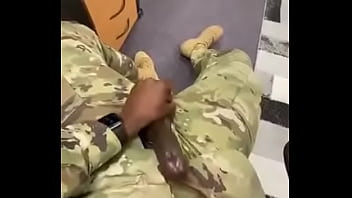 Preview 2 of Maya Trang - Soldado tocandose la verga negra y dura
