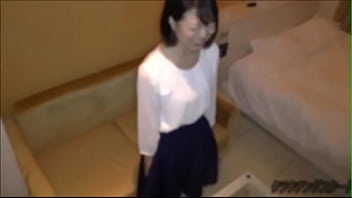 Preview 2 of Xhimestar Com Download - 現役女子大生のスカートの中を覗いてみた