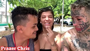 Preview 3 of Nicole Snow Phone - Conversa entre amigos acaba em putaria * Skinnyjoker * * Lilith * * Sarinha Schmitt * * Fortal Filmes *