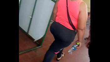 Preview 3 of 50 Yo Young Cock - CULONAS EN EL MERCADO SANTA CRUZ