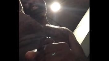 Preview 4 of Oldje Movie - Cum shower from below