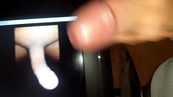 Preview 1 of Hot Chick Socks - Cum tribute for Itsyaboilee