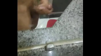 Preview 2 of Surrogate Father - Batendo uma punheta com vontade