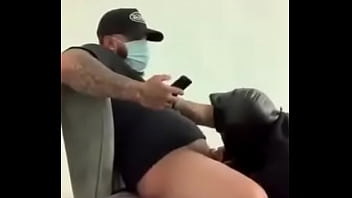 Preview 3 of Drea Box - Mamandole la pinga a barbero de Larco