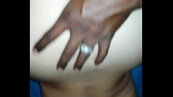 Preview 4 of Malayalam Junglesex - La encuentro en cuatro en mi cama