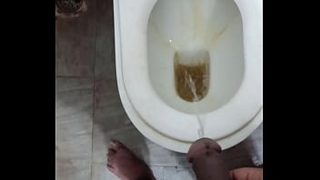 Preview 4 of Xnxx Bad Wap Comfull Hd - Huge cock piss show