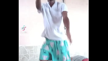Preview 1 of Funy Mother Group - Estou de volta