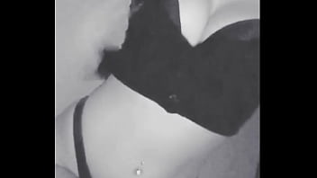 Preview 2 of Ann Mont - Lisa se d&eacute_voile sur son compte publique