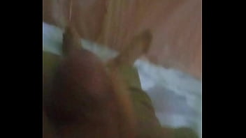 Preview 1 of Parents Masturbation - Me masturbo y le env&iacute_o en v&iacute_deo a mi amiga