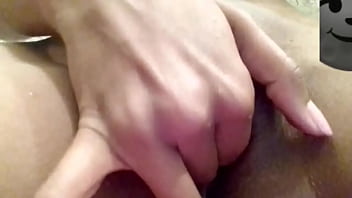 Preview 3 of Tits Lickung - pretinha safada // se inscreva para conte&uacute_do exclusivo