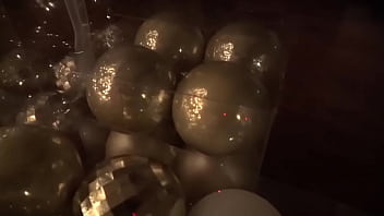 Preview 2 of Foaran Xxx Videos Come - GOSTOSA MONTANDO ARVORE DE NATAL