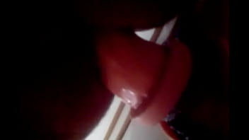 Preview 2 of Office Granny Porn - rebolando no consolo