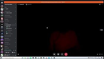 Preview 2 of Brothr Sister Xxx Video - Novinha rabuda mostrou tudo para dan&ccedil_arino na webcam enquanto corno assistia tudo