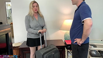 Preview 1 of Keuse Monroe - Stepdad pumps stepdaughter&#039_s pussy full of cum after cuming in wifes ass