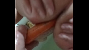 Preview 3 of Pov Big Cock Teeny - Sexo en el ba&ntilde_o con mi putita