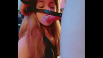 Preview 1 of Bro And Sister Home Sex Vedio - Sexy t girl gives blowjob