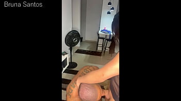 Preview 2 of V I - FIZ O MORENO PAGA UM BOQUETE DEPOIS METI FORTE NO CU DELE