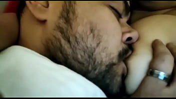 Preview 3 of Baag Com Xxx Video Indena - Wife Big boobs Indian nipple licking MMS